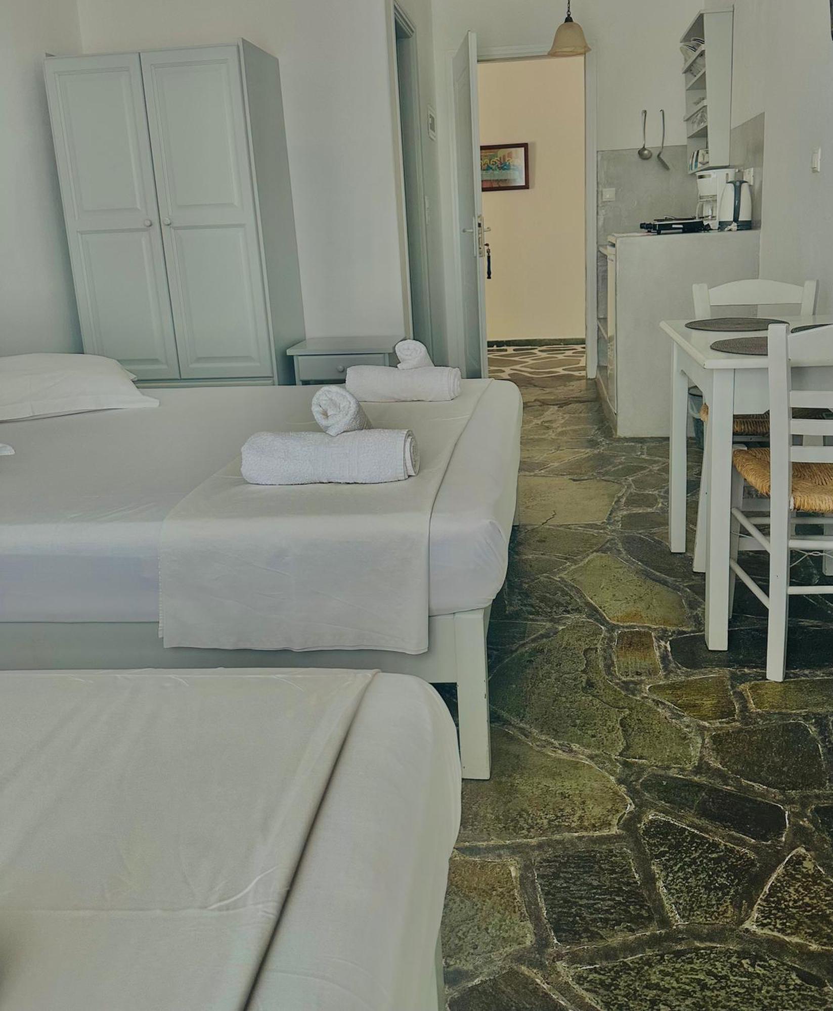Apartment Nostos *